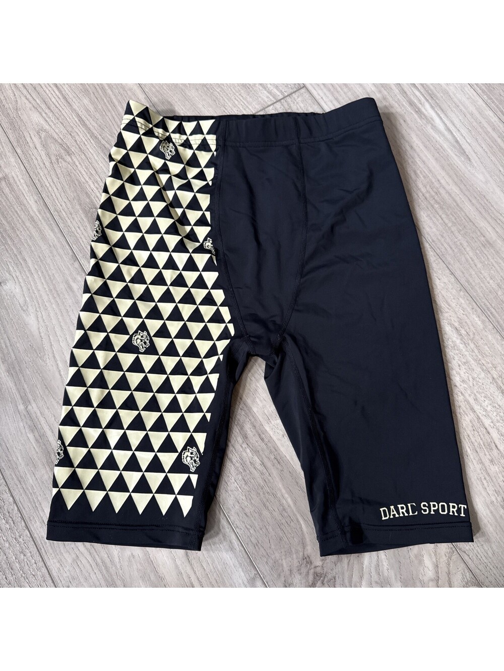 Darc Sport Mana Spandex Shorts Size L No Weapon Collection Wolves Civil Regime
